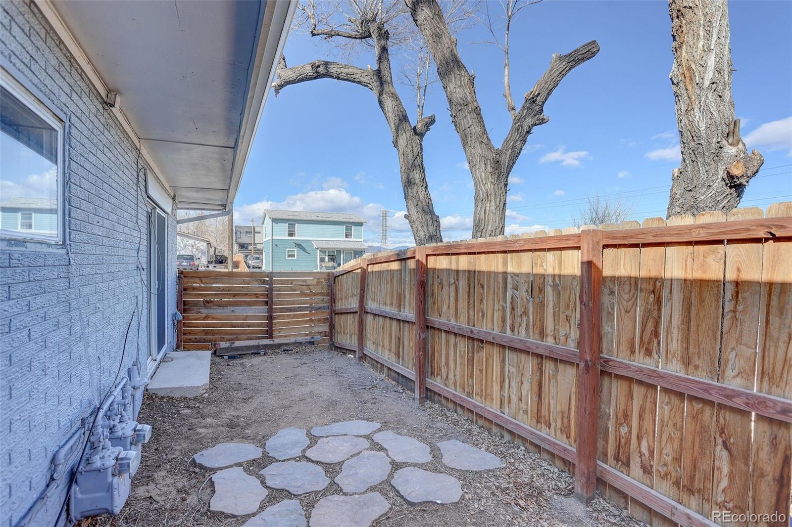 MLS Image #18 for 1044  stuart street,denver, Colorado