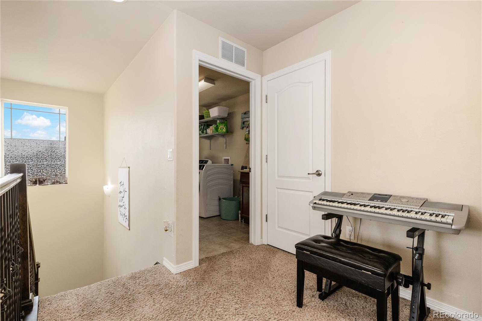 MLS Image #14 for 6189 s oak hill way,aurora, Colorado