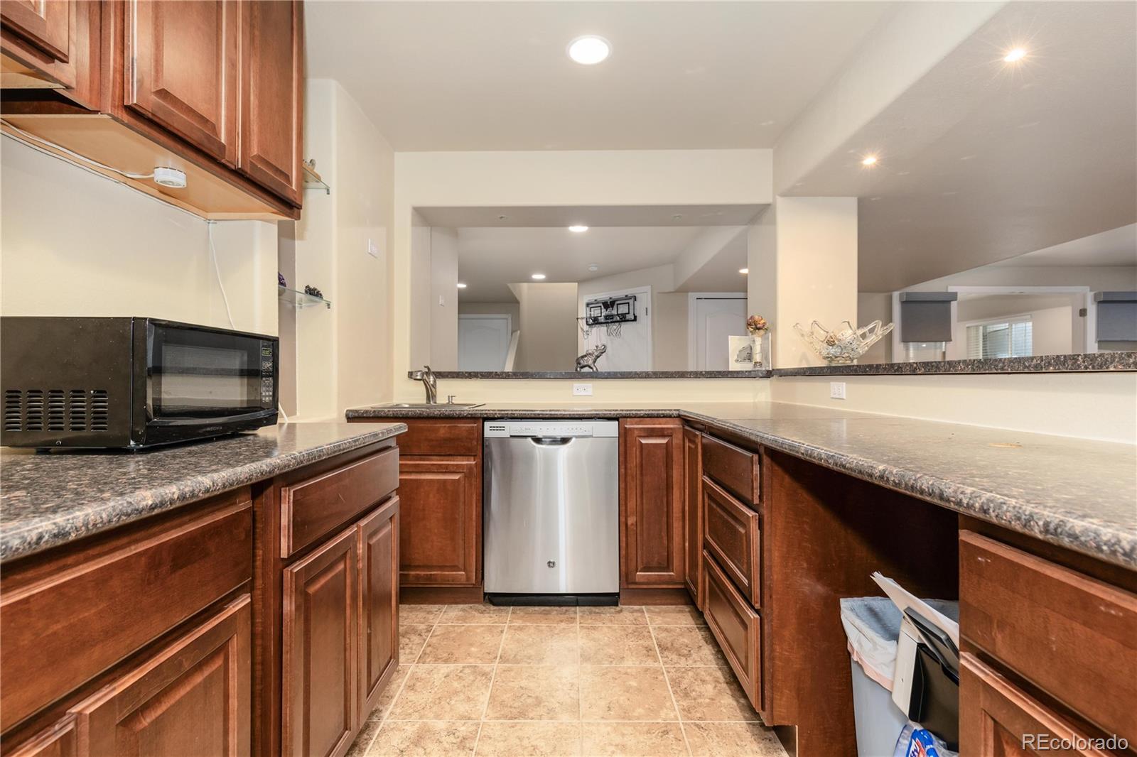 MLS Image #31 for 6189 s oak hill way,aurora, Colorado