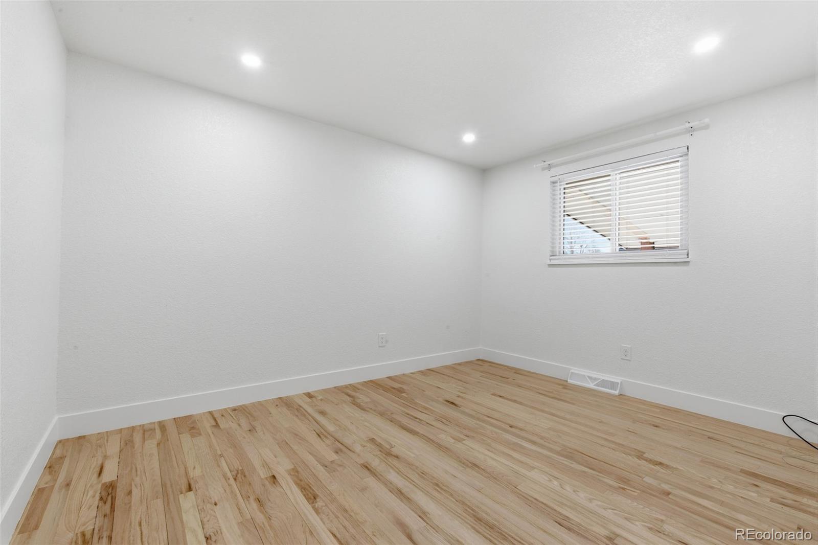 MLS Image #12 for 666  kittredge street,aurora, Colorado
