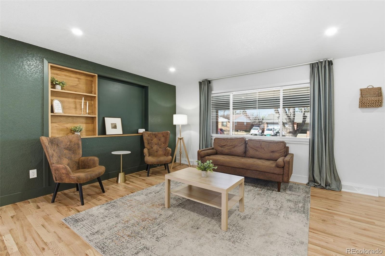 MLS Image #3 for 666  kittredge street,aurora, Colorado