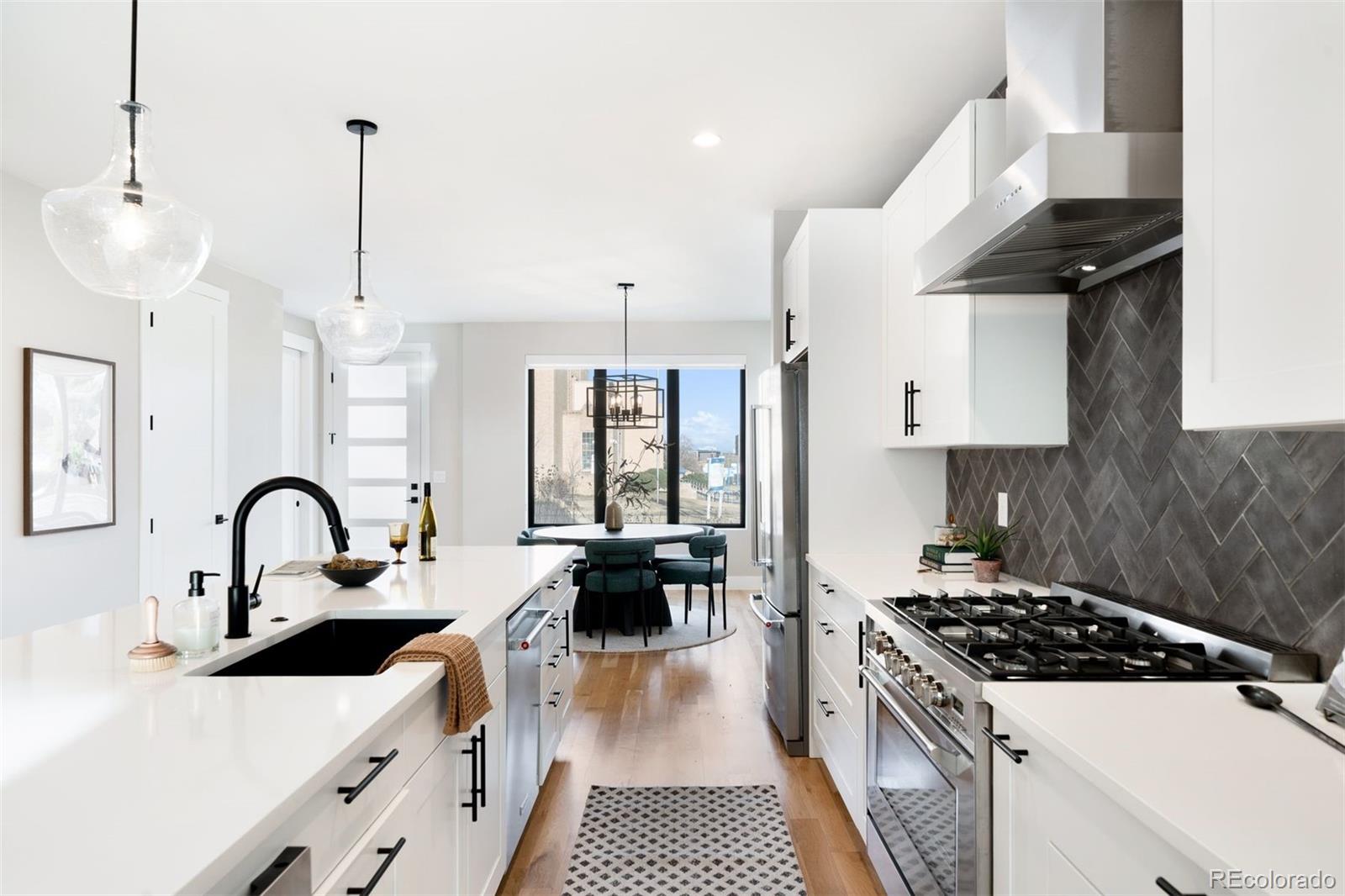 MLS Image #11 for 4105  navajo street,denver, Colorado