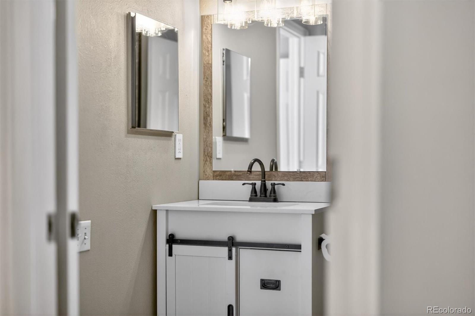 MLS Image #27 for 2761 s salida way,aurora, Colorado