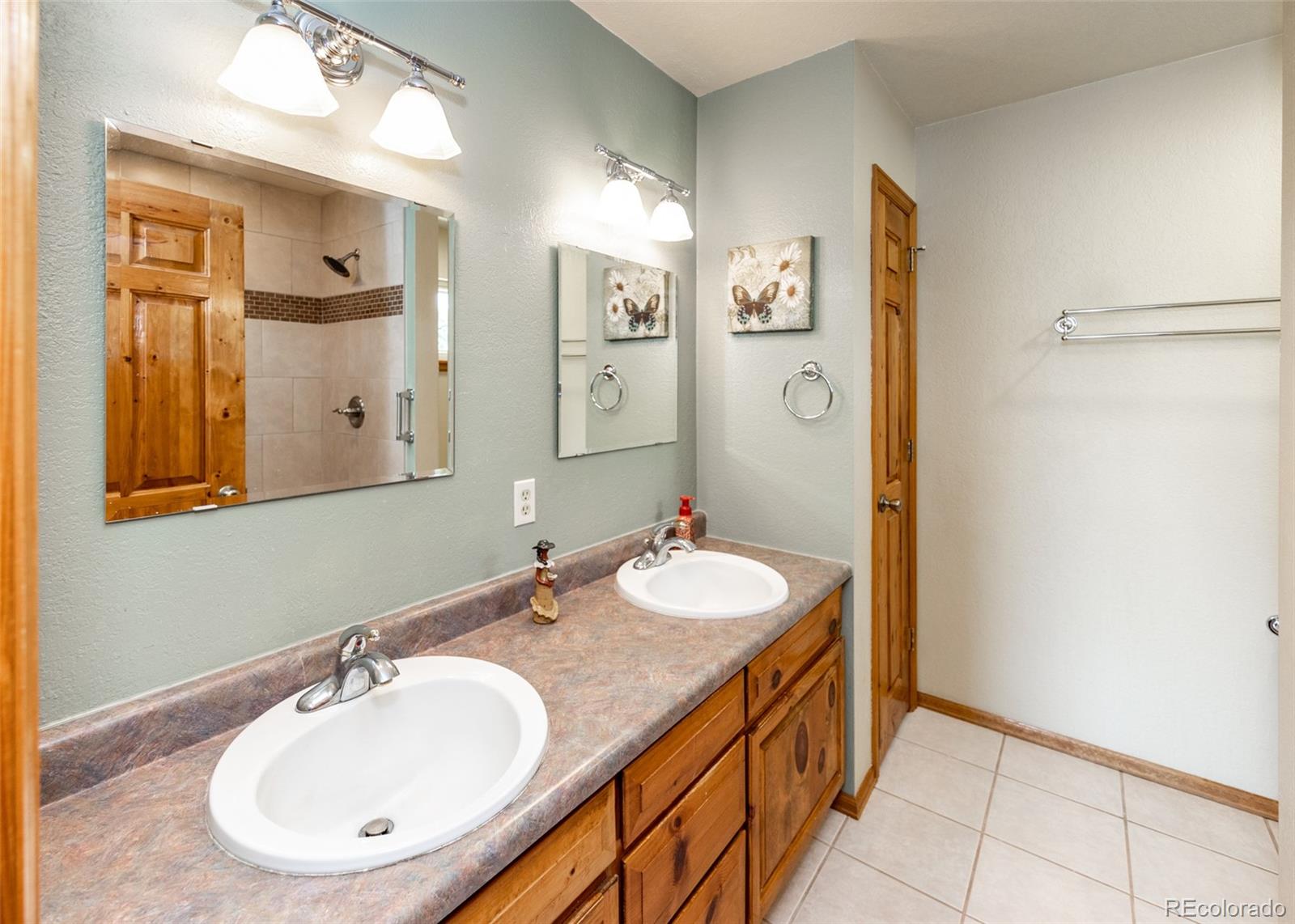 MLS Image #29 for 2602  southpark road,florissant, Colorado