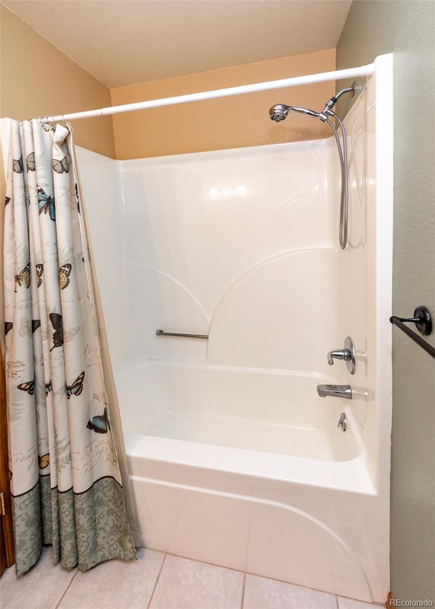 MLS Image #38 for 2602  southpark road,florissant, Colorado