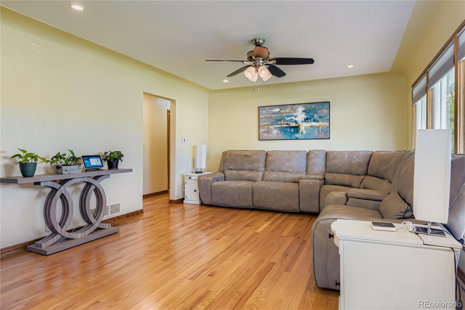 MLS Image #2 for 664 s washington circle,englewood, Colorado