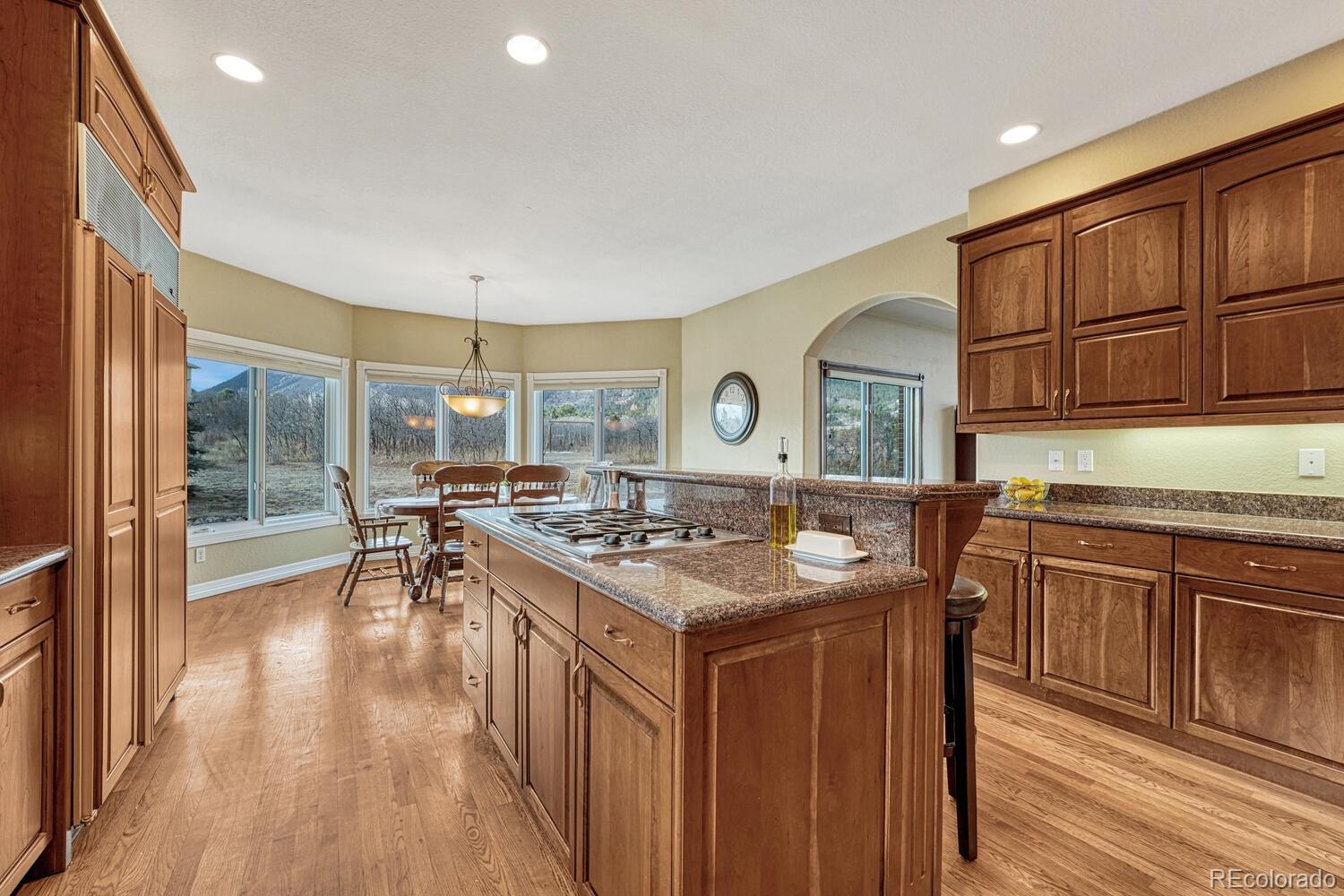 MLS Image #14 for 620  forest view way,monument, Colorado