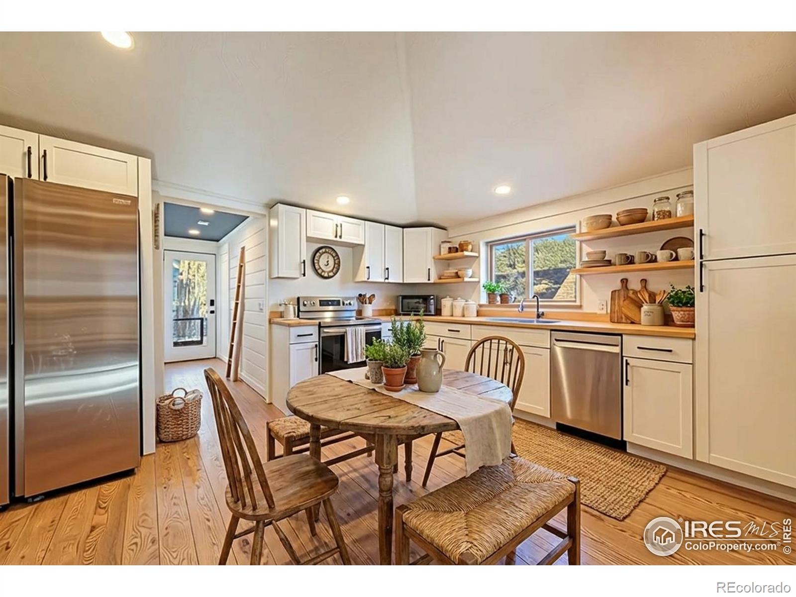 MLS Image #11 for 993  highway 7 business ,allenspark, Colorado