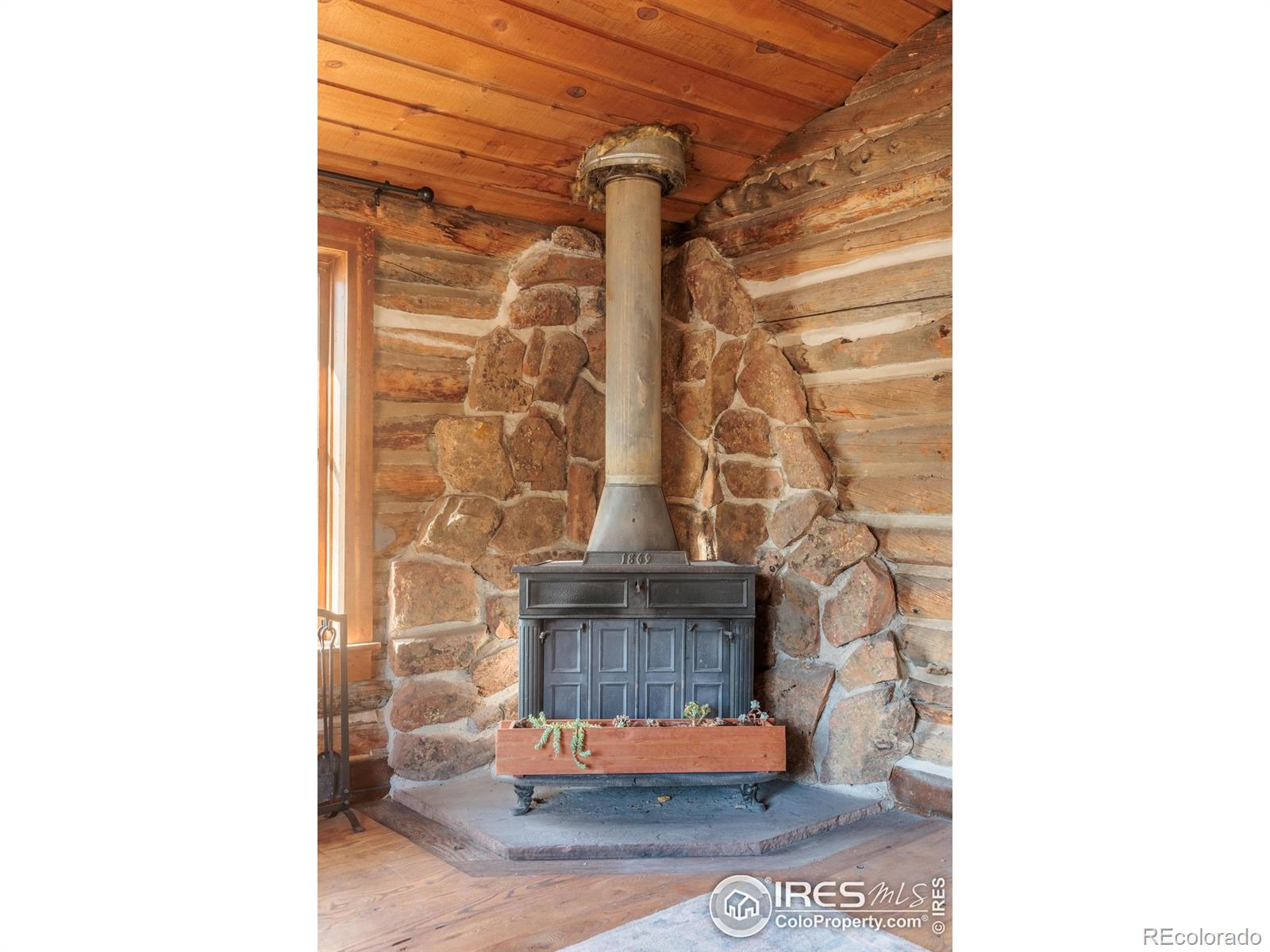 MLS Image #8 for 993  highway 7 business ,allenspark, Colorado