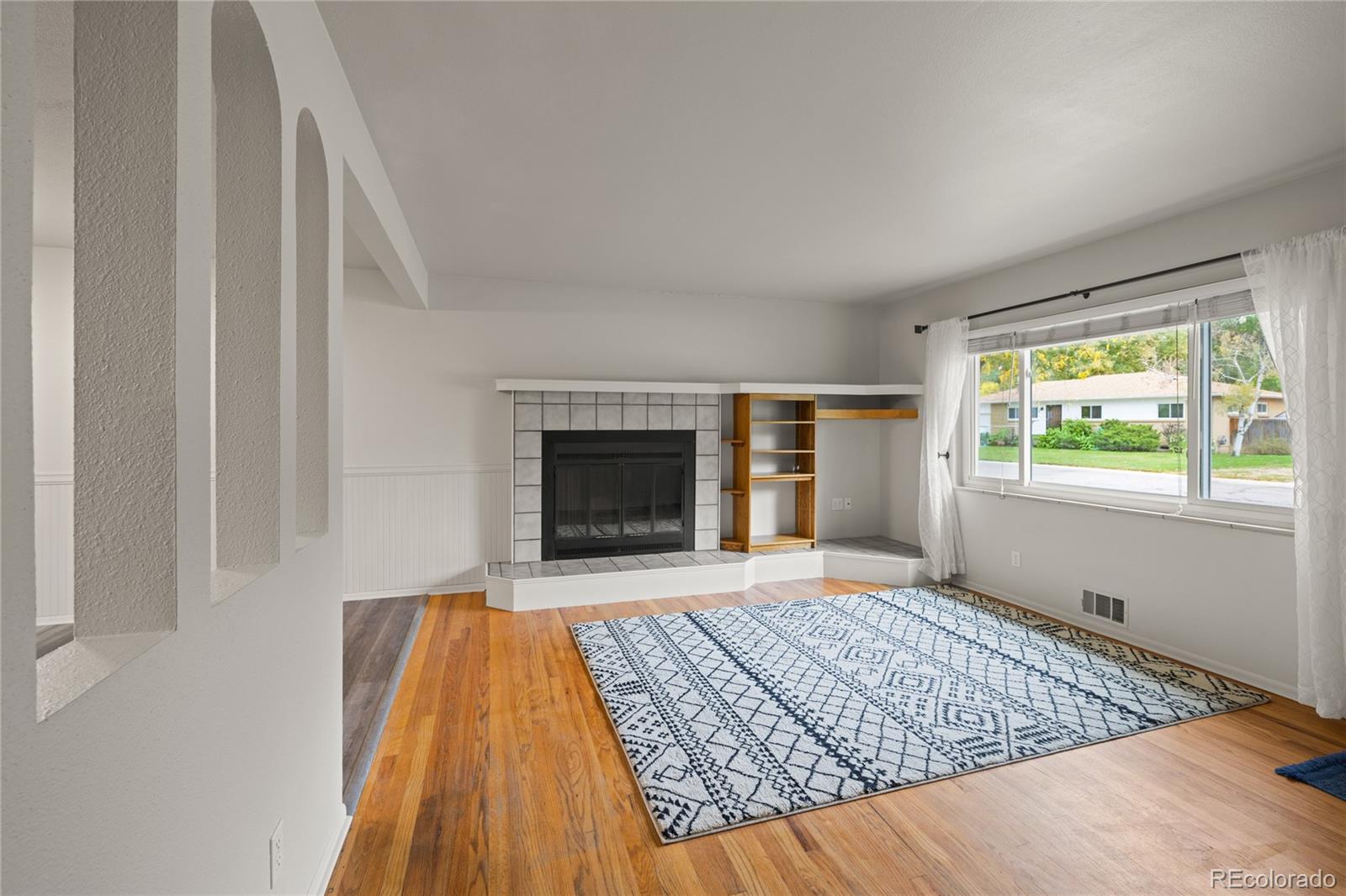 MLS Image #3 for 6376  brooks drive,arvada, Colorado