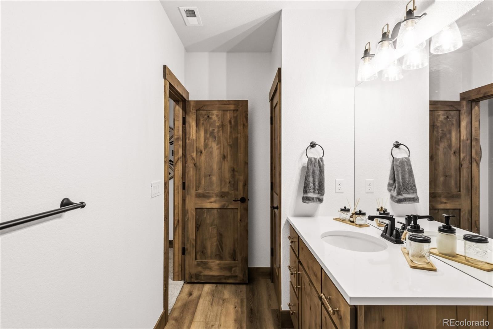 MLS Image #37 for 1427  swan peter drive,berthoud, Colorado