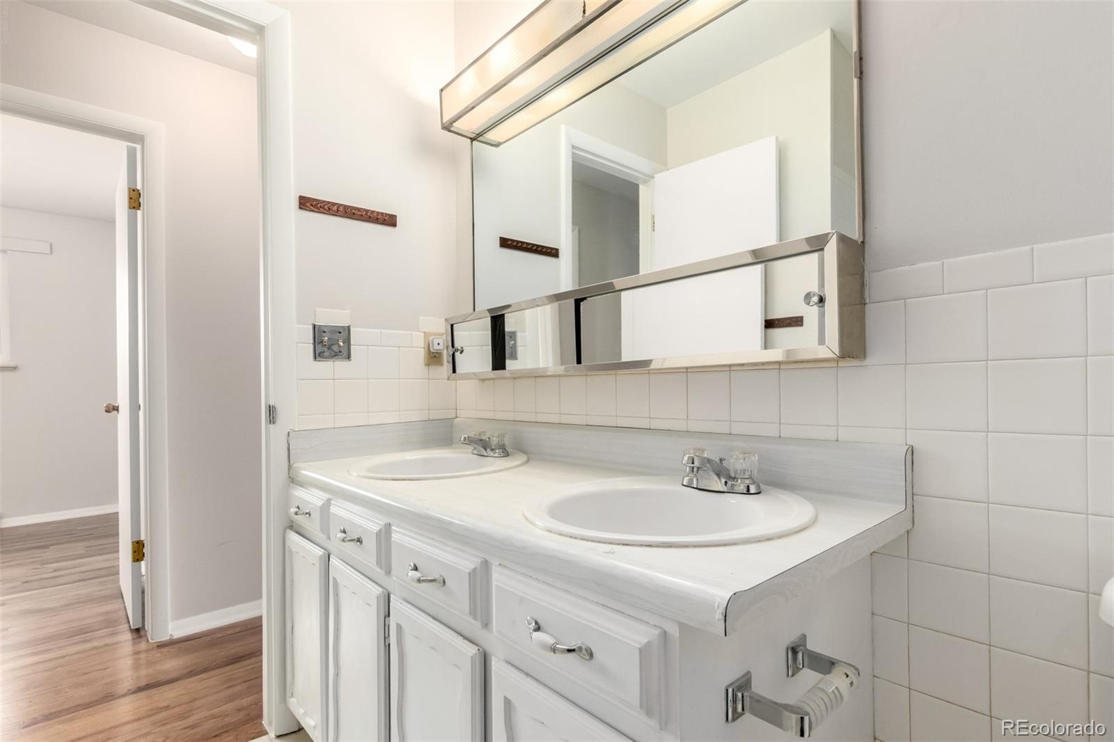 MLS Image #17 for 13084 e alaska place,aurora, Colorado
