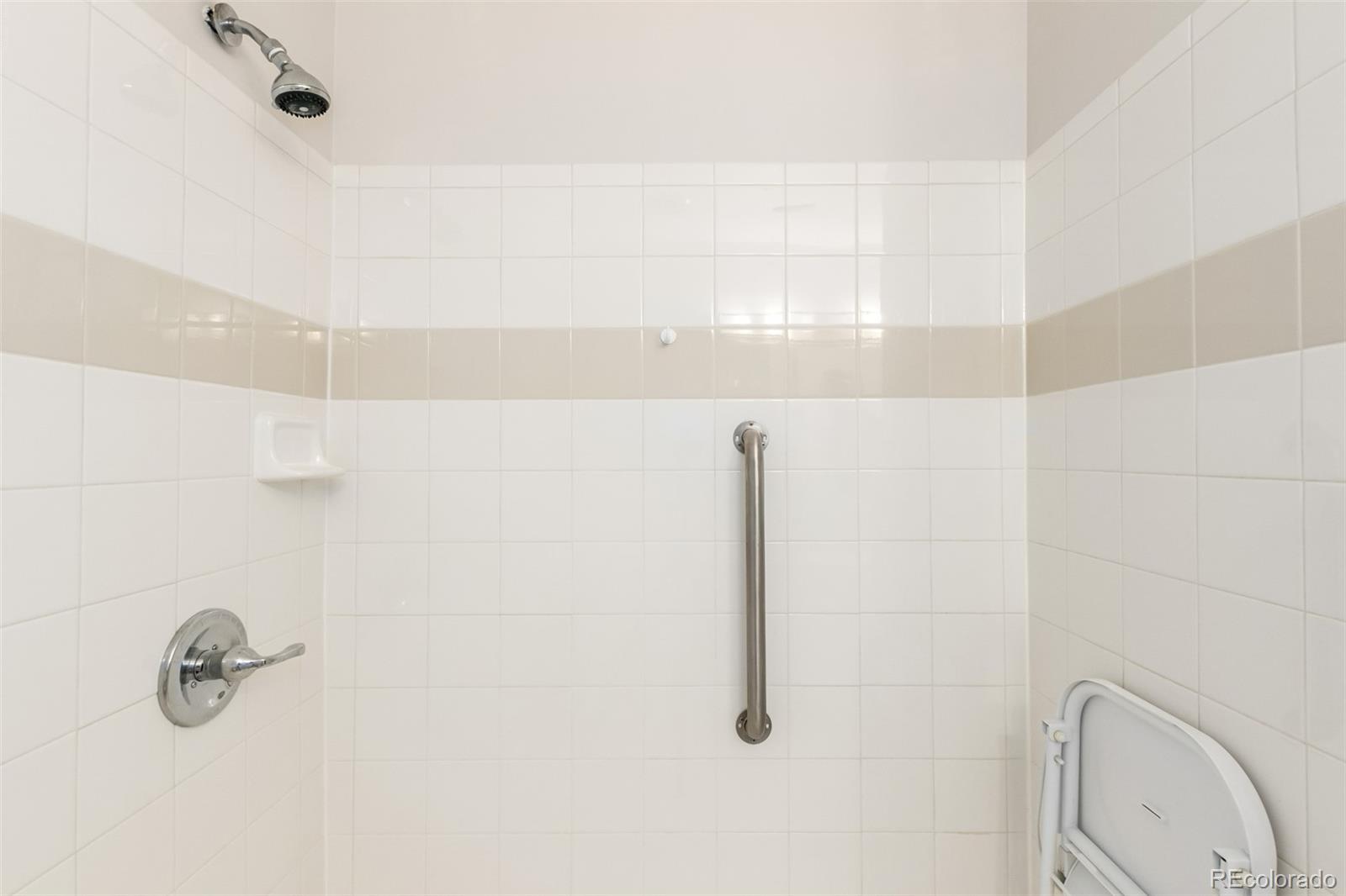 MLS Image #18 for 13084 e alaska place,aurora, Colorado