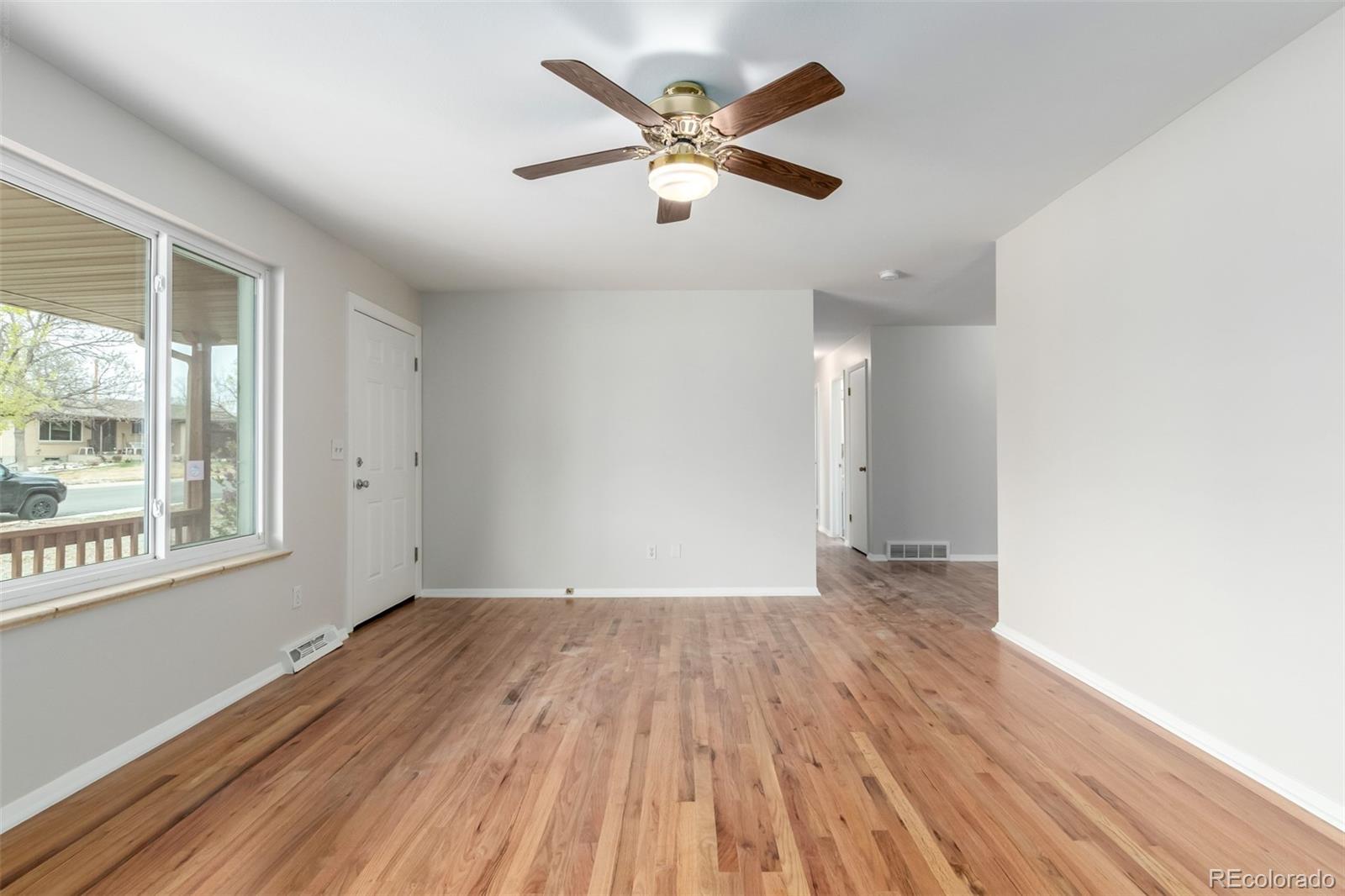 MLS Image #3 for 13084 e alaska place,aurora, Colorado