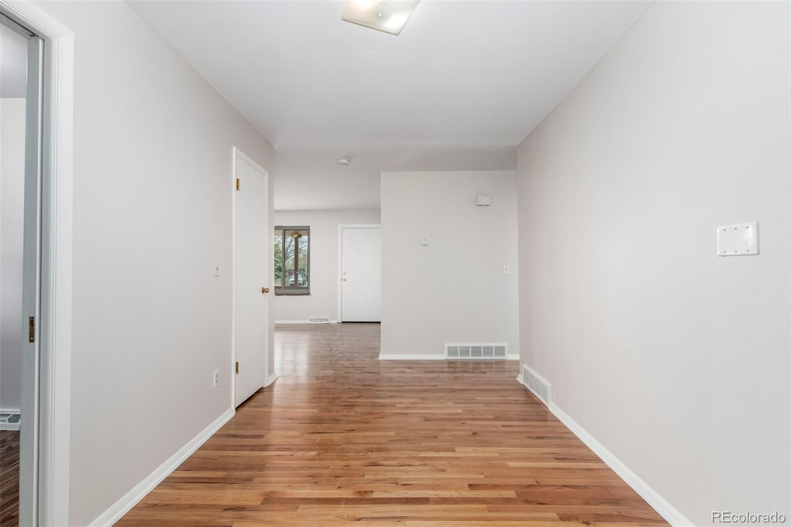 MLS Image #5 for 13084 e alaska place,aurora, Colorado