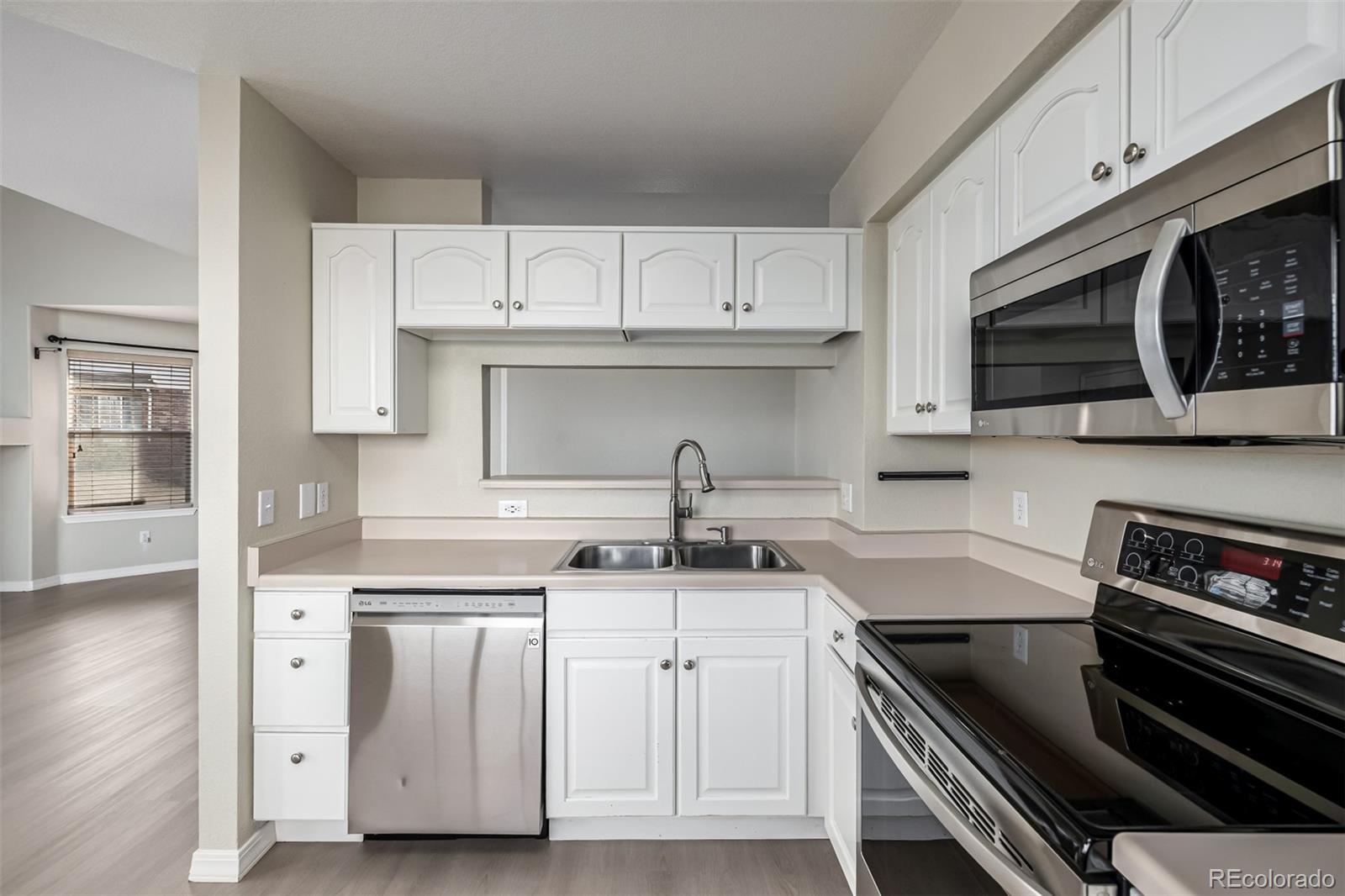 MLS Image #9 for 9652  deerhorn court 106,parker, Colorado
