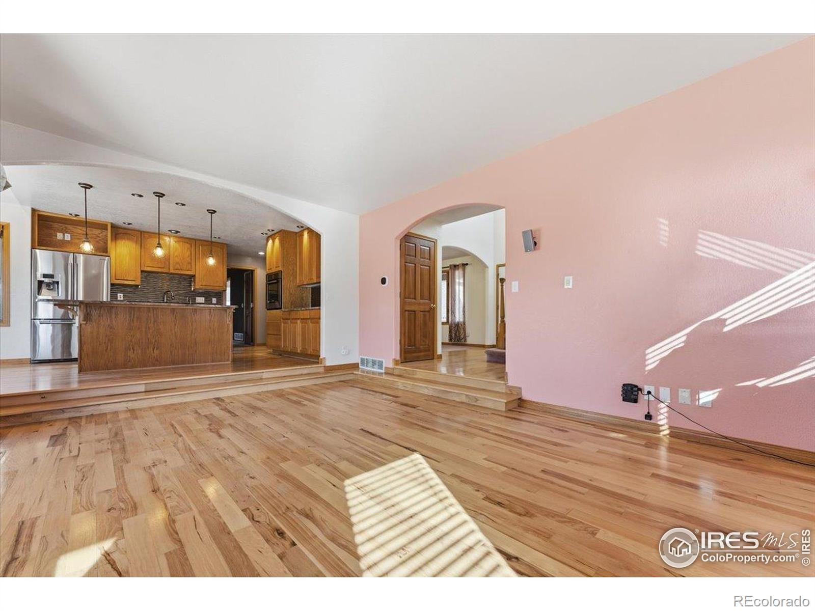 MLS Image #11 for 107 s 5th street,berthoud, Colorado