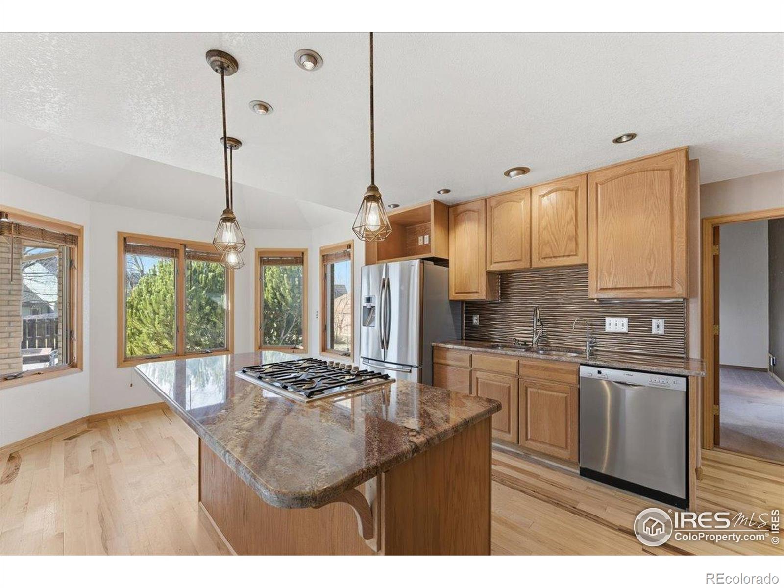 MLS Image #12 for 107 s 5th street,berthoud, Colorado