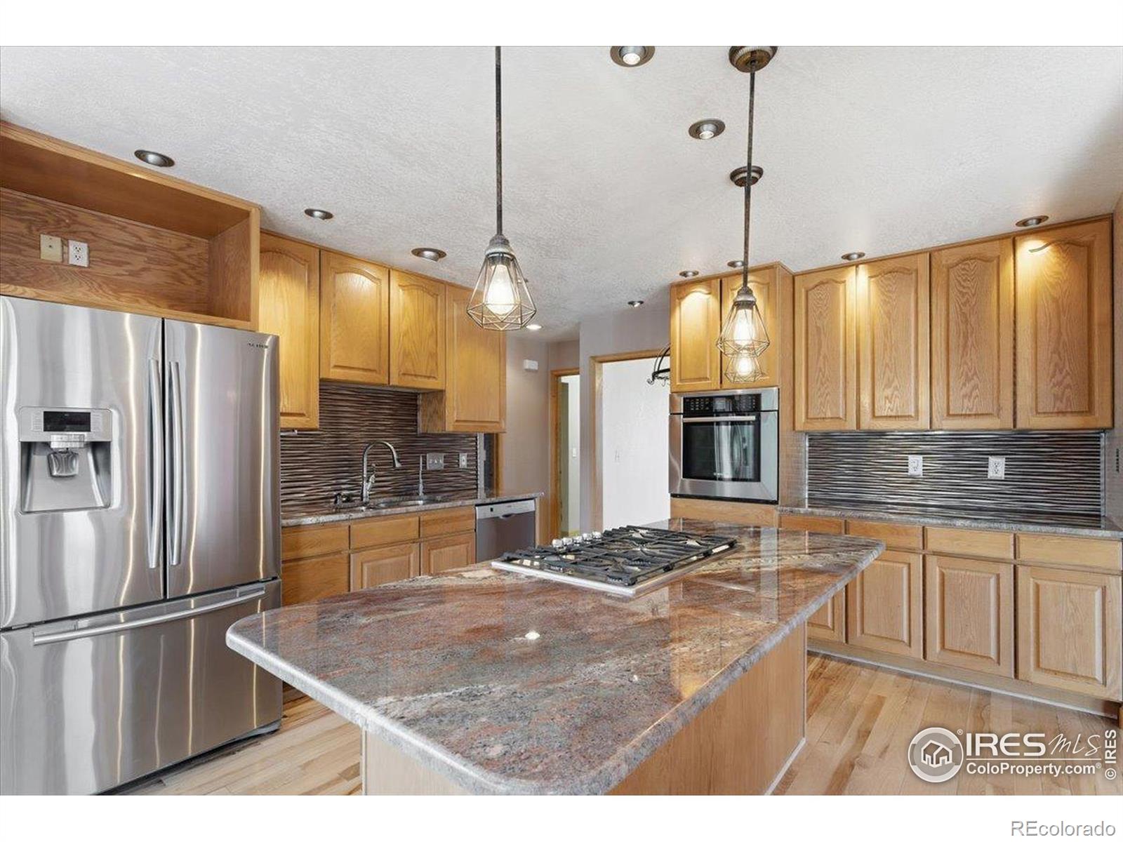 MLS Image #14 for 107 s 5th street,berthoud, Colorado