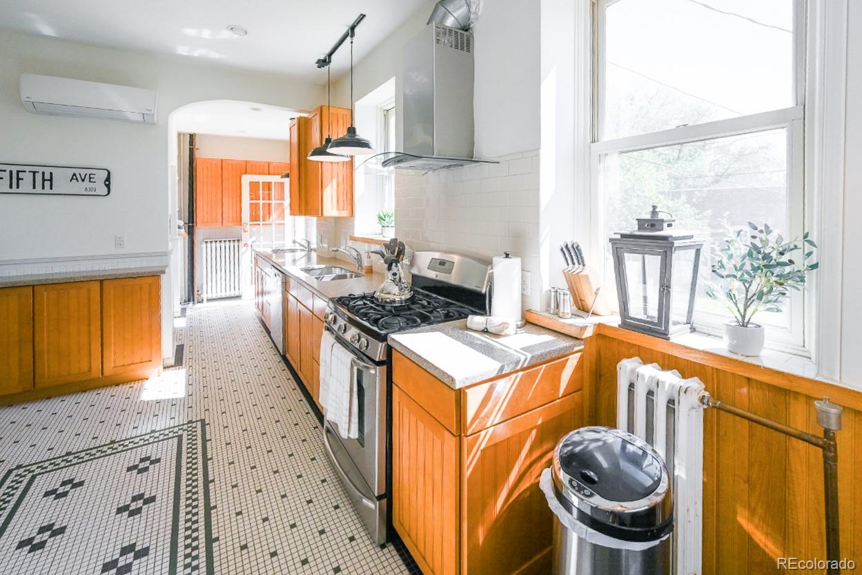 MLS Image #36 for 1532  steele street,denver, Colorado