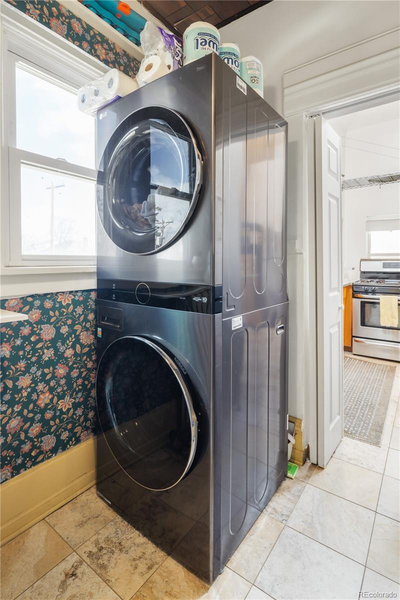 MLS Image #6 for 1532  steele street,denver, Colorado