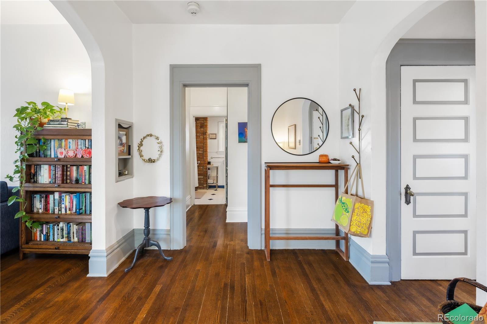 MLS Image #8 for 1532  steele street,denver, Colorado