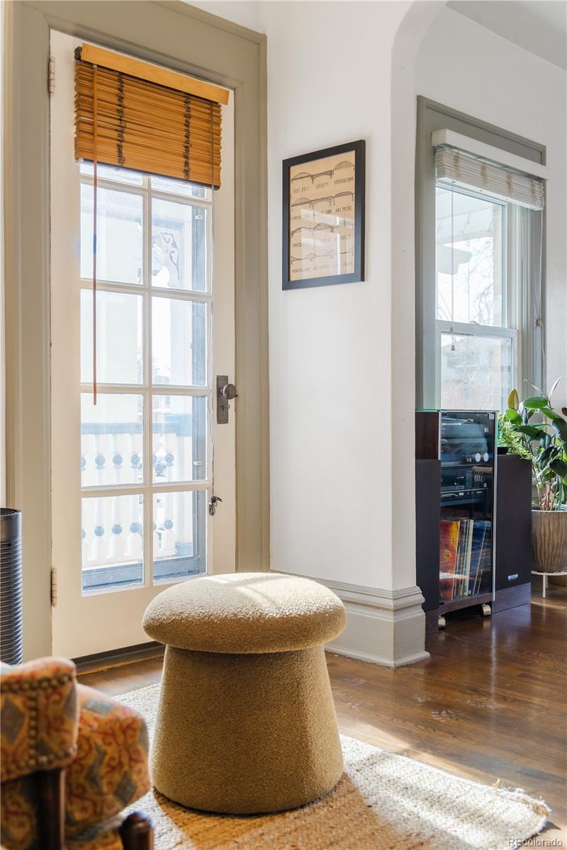 MLS Image #9 for 1532  steele street,denver, Colorado