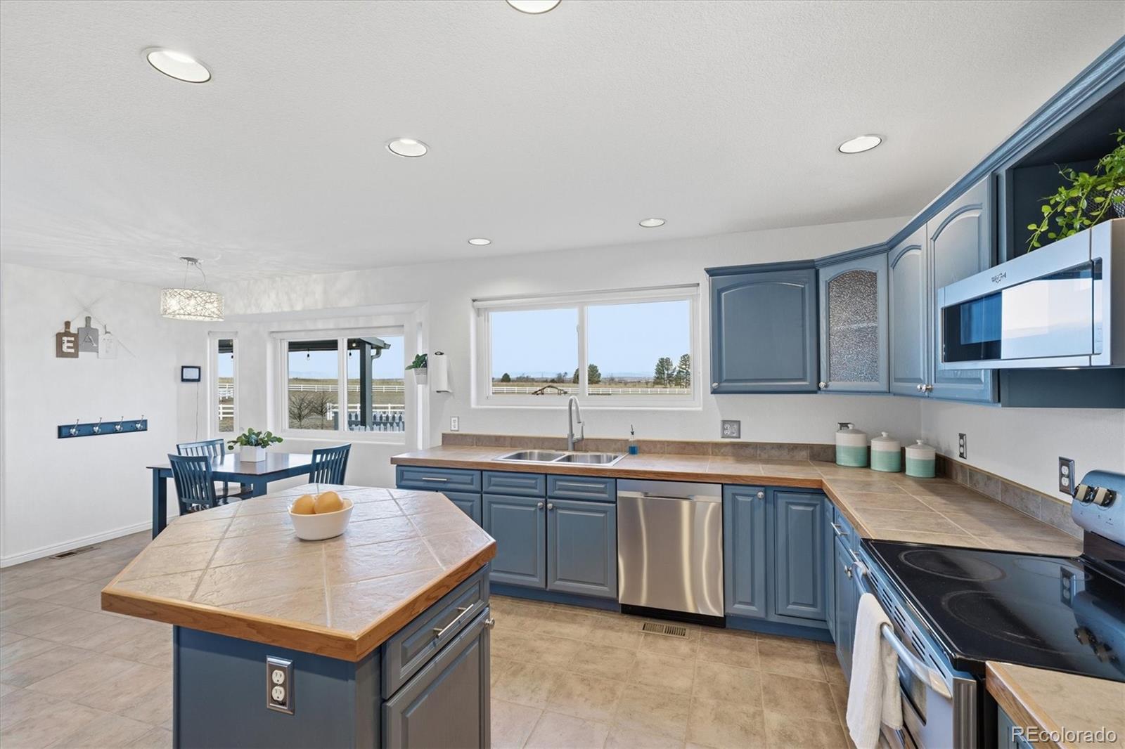 MLS Image #10 for 16295  bently street,brighton, Colorado