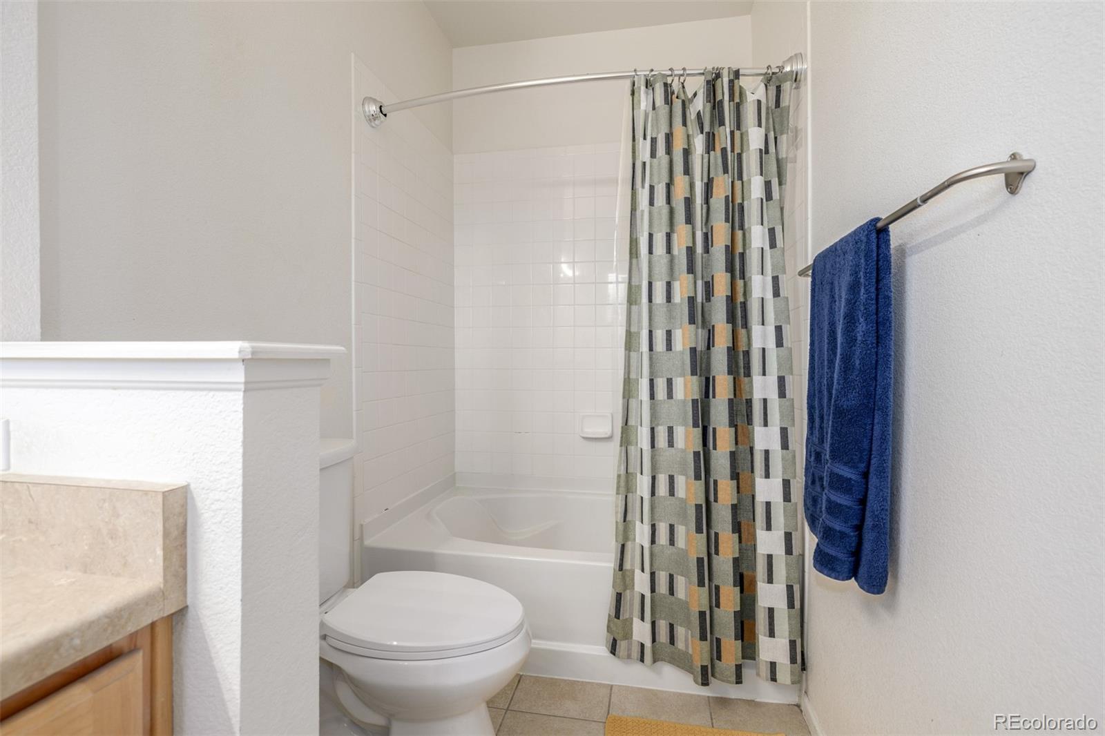 MLS Image #21 for 18727 e yale circle,aurora, Colorado