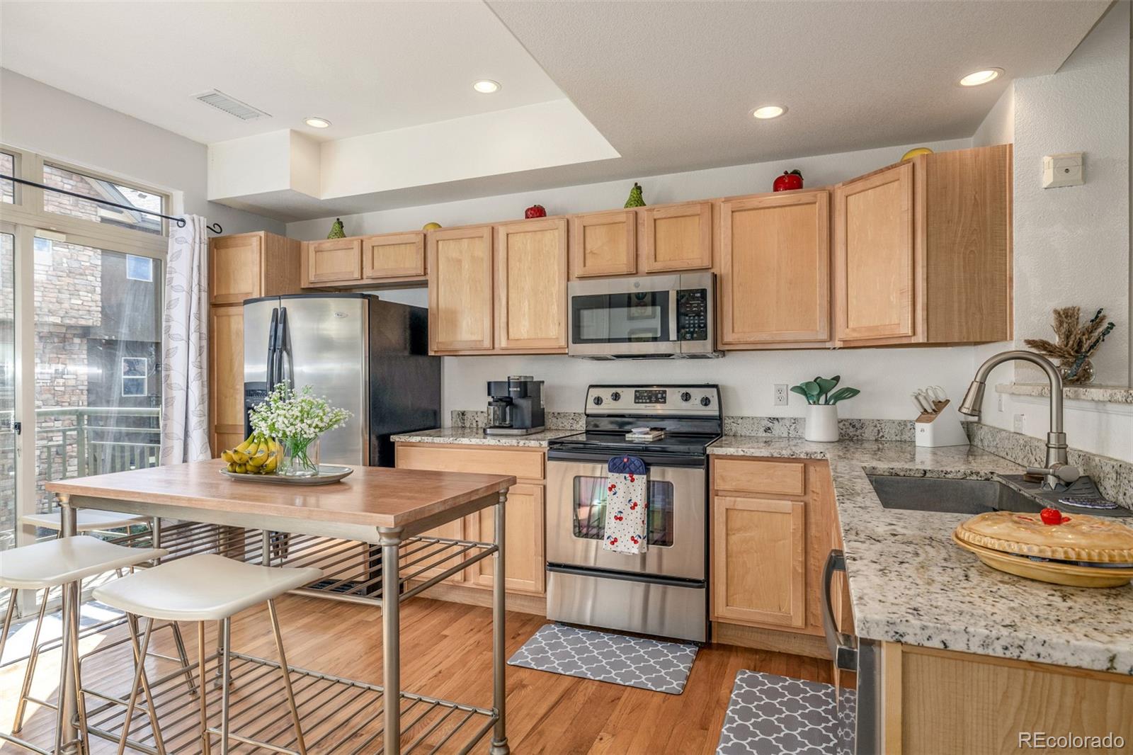 MLS Image #7 for 18727 e yale circle,aurora, Colorado