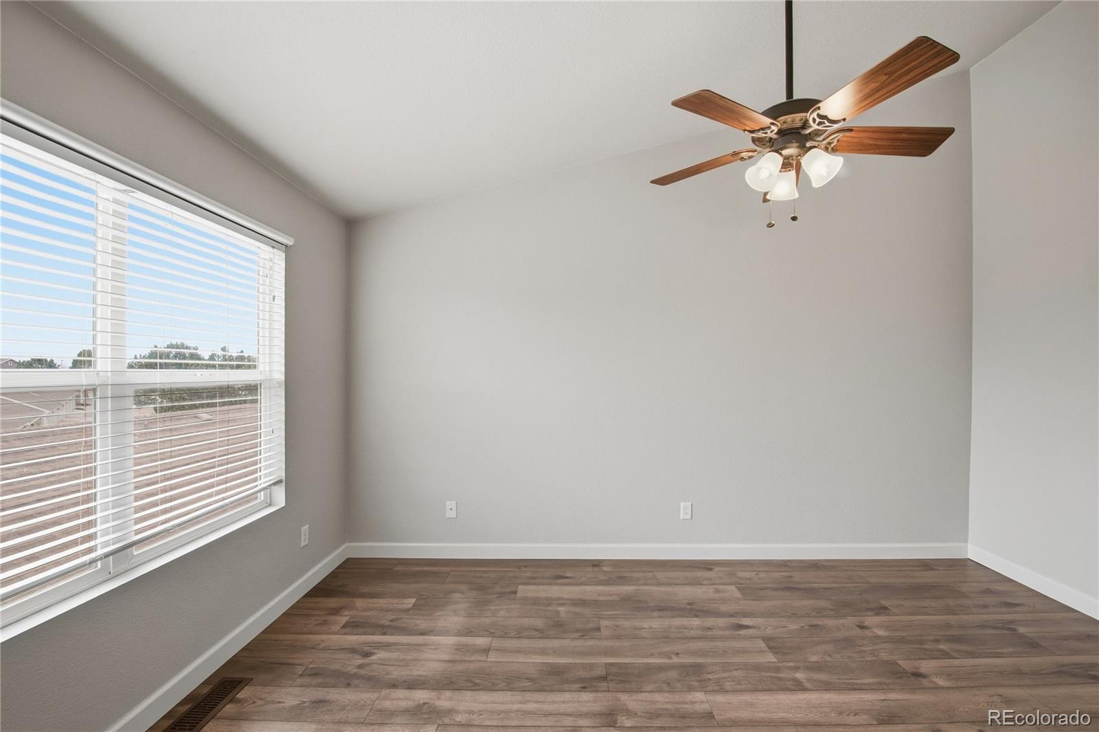 MLS Image #13 for 15612 e 96th way 19d,commerce city, Colorado