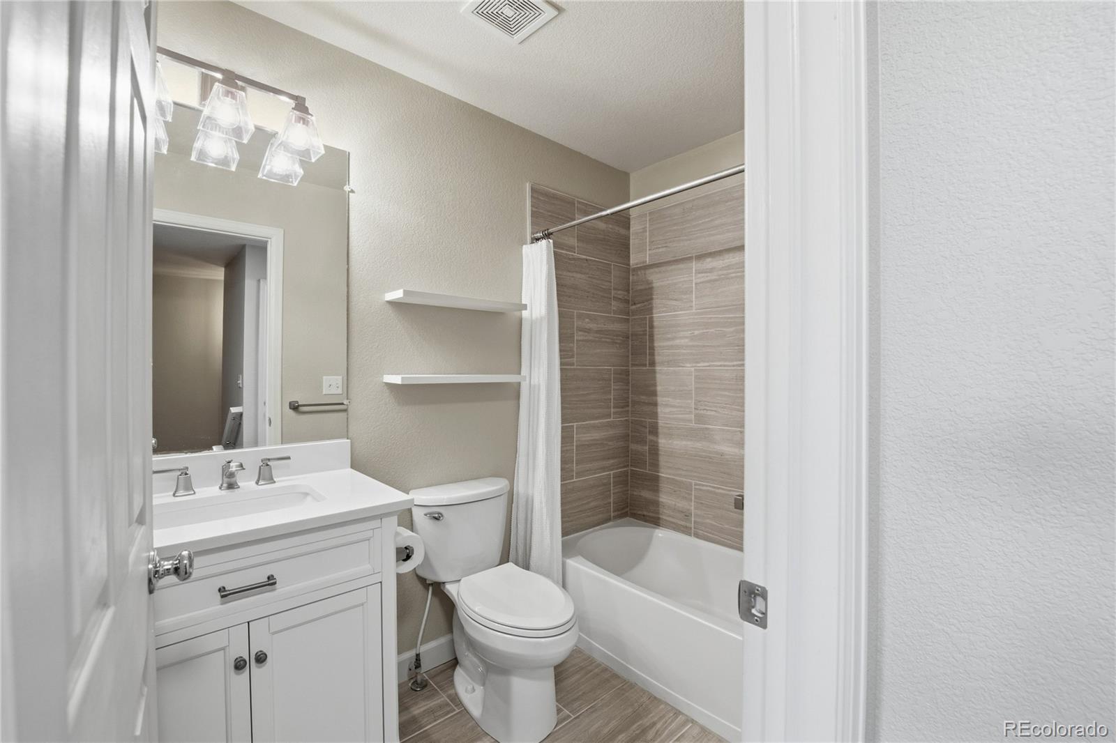 MLS Image #22 for 15612 e 96th way 19d,commerce city, Colorado