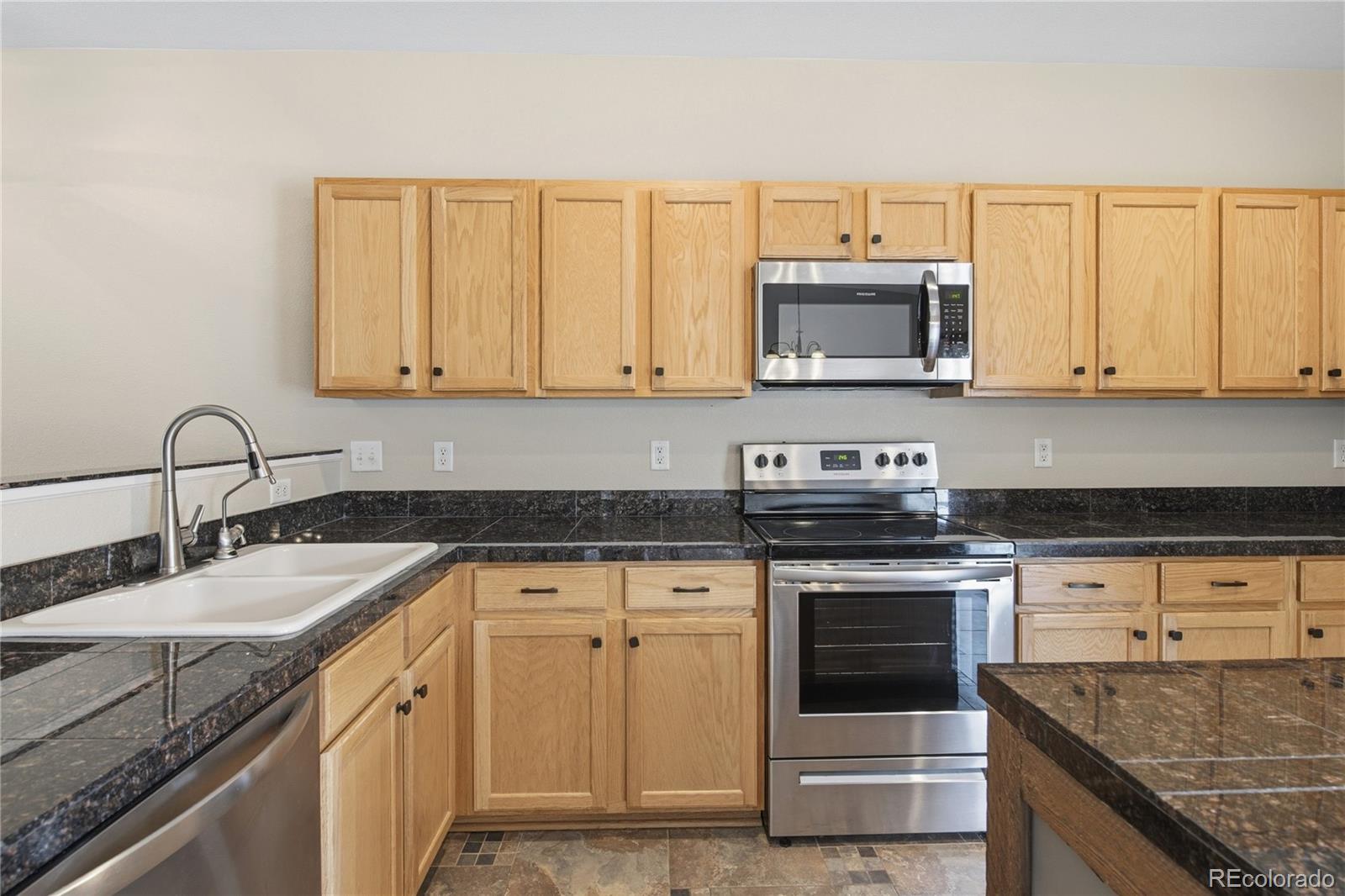 MLS Image #5 for 15612 e 96th way 19d,commerce city, Colorado