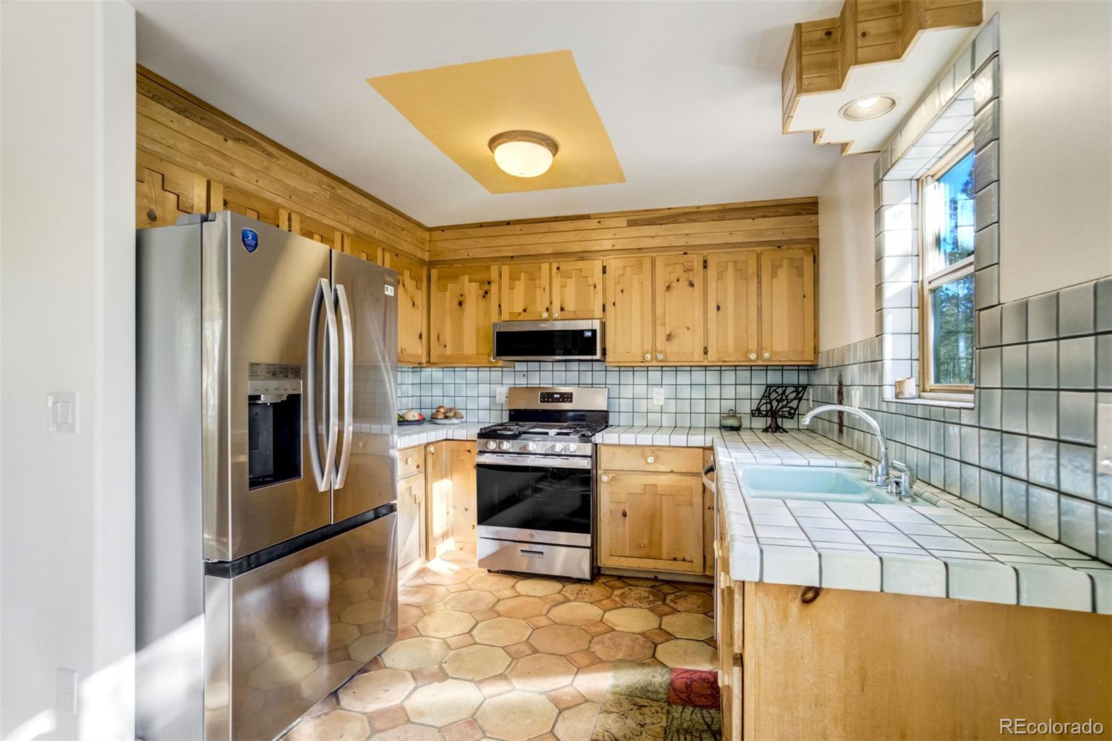 MLS Image #13 for 12225  glenridge lane,colorado springs, Colorado