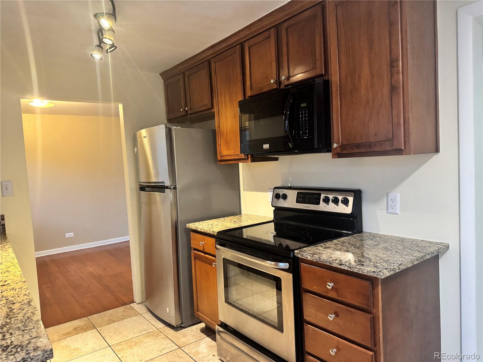 MLS Image #4 for 2381  oswego street,aurora, Colorado