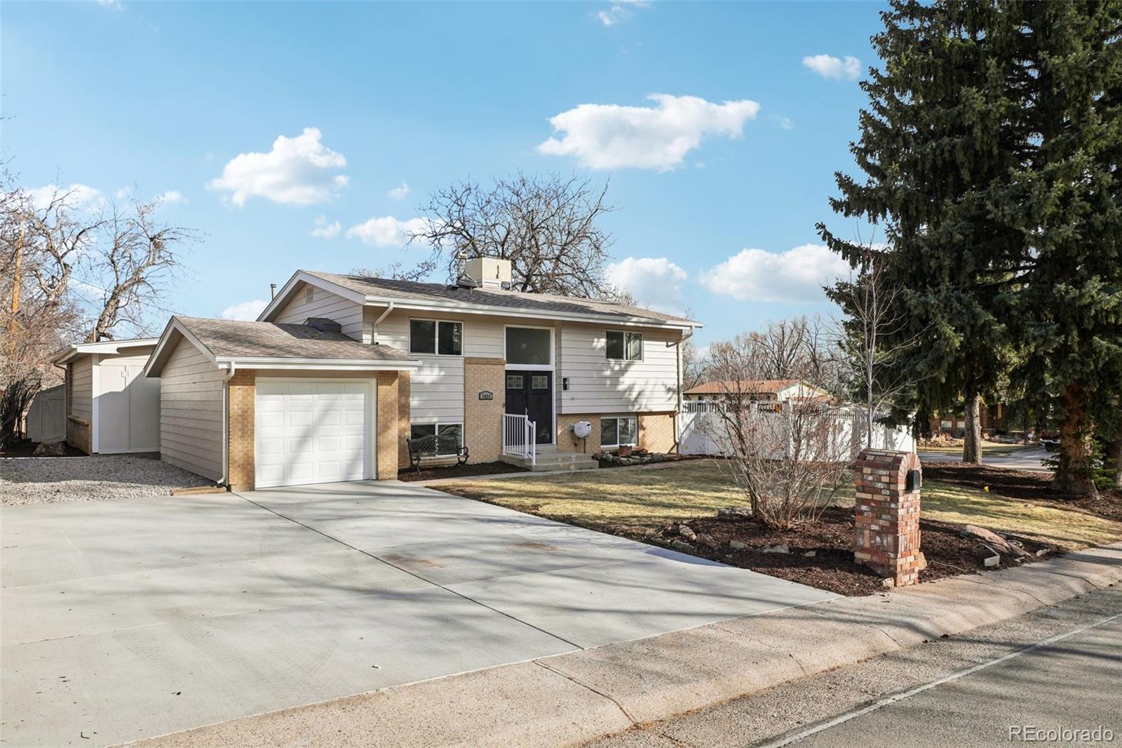 MLS Image #2 for 1084 s parfet court,lakewood, Colorado