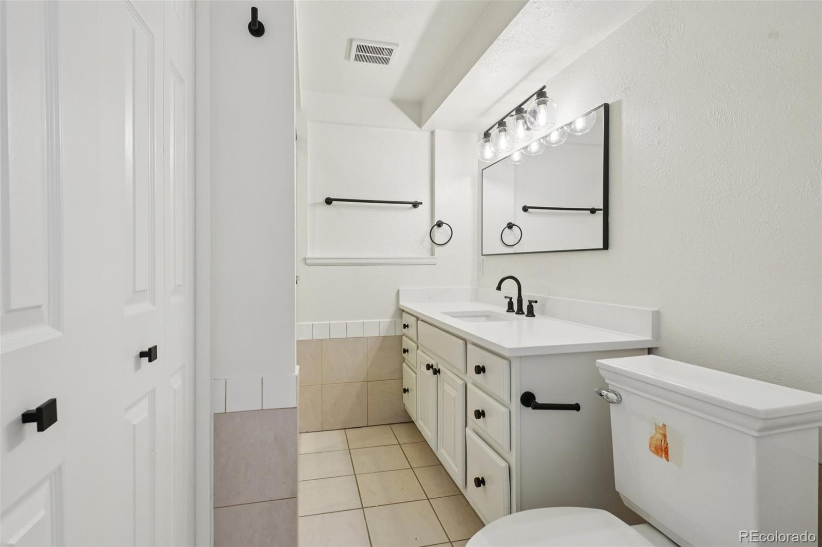 MLS Image #40 for 1084 s parfet court,lakewood, Colorado