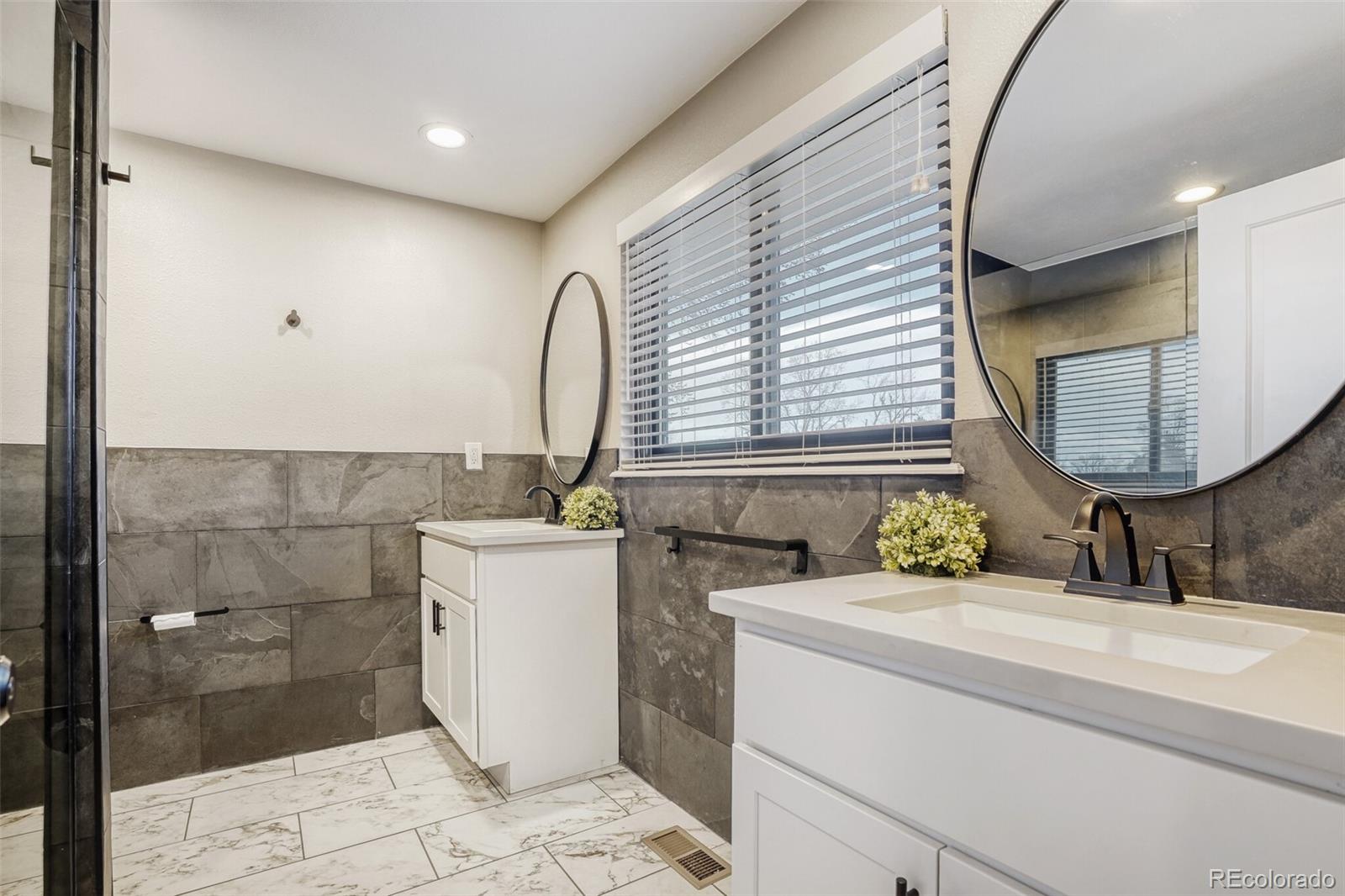 MLS Image #19 for 2405  lee street,lakewood, Colorado