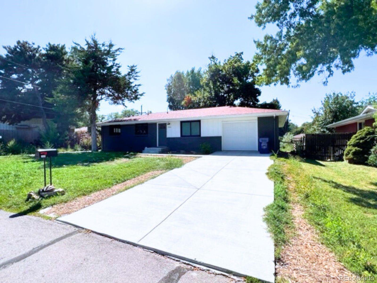 MLS Image #2 for 2405  lee street,lakewood, Colorado