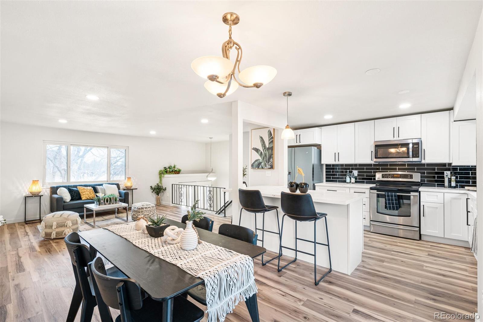 MLS Image #5 for 1221  eagle street,aurora, Colorado