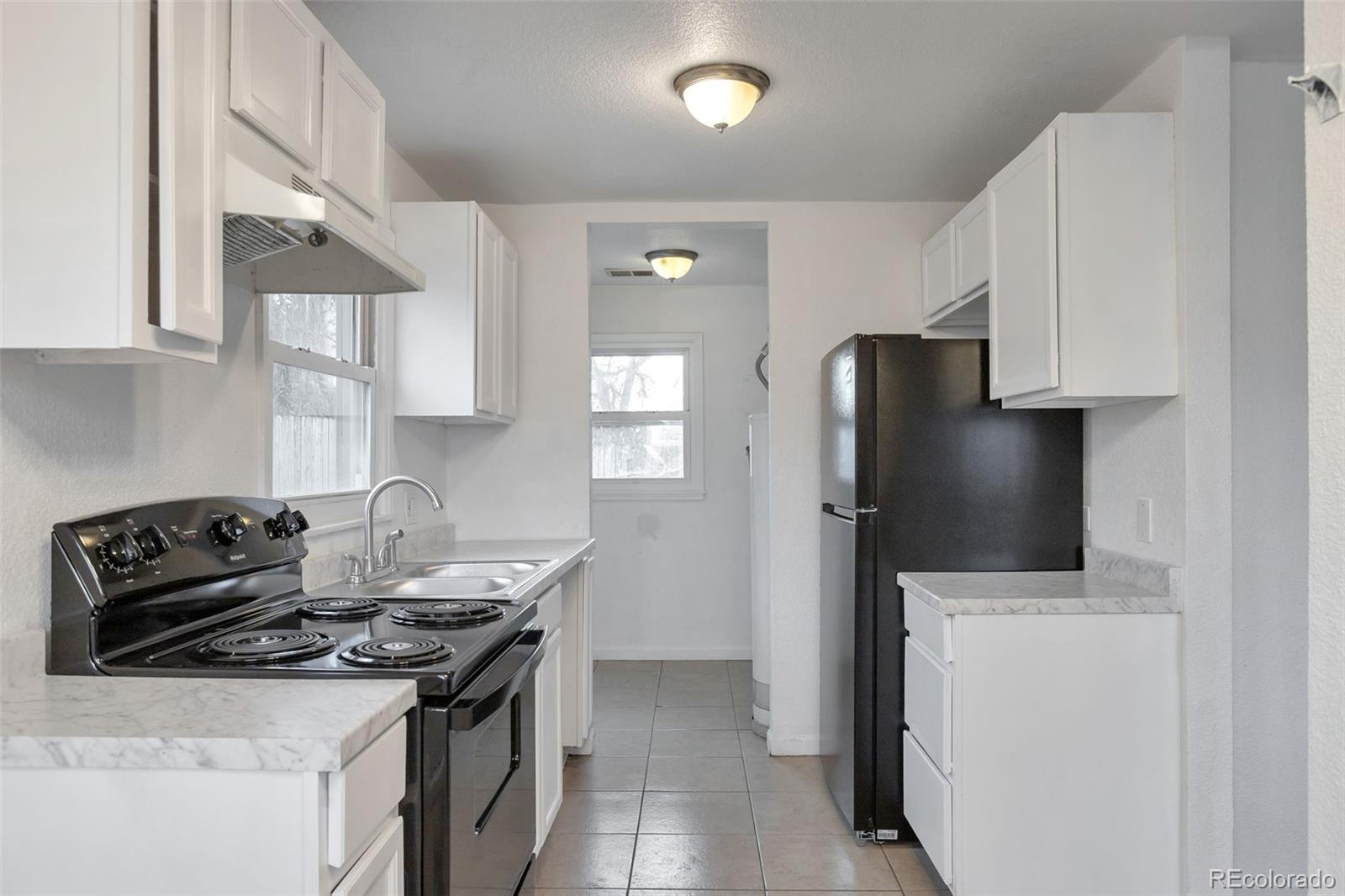 MLS Image #10 for 1935  xenia street,denver, Colorado