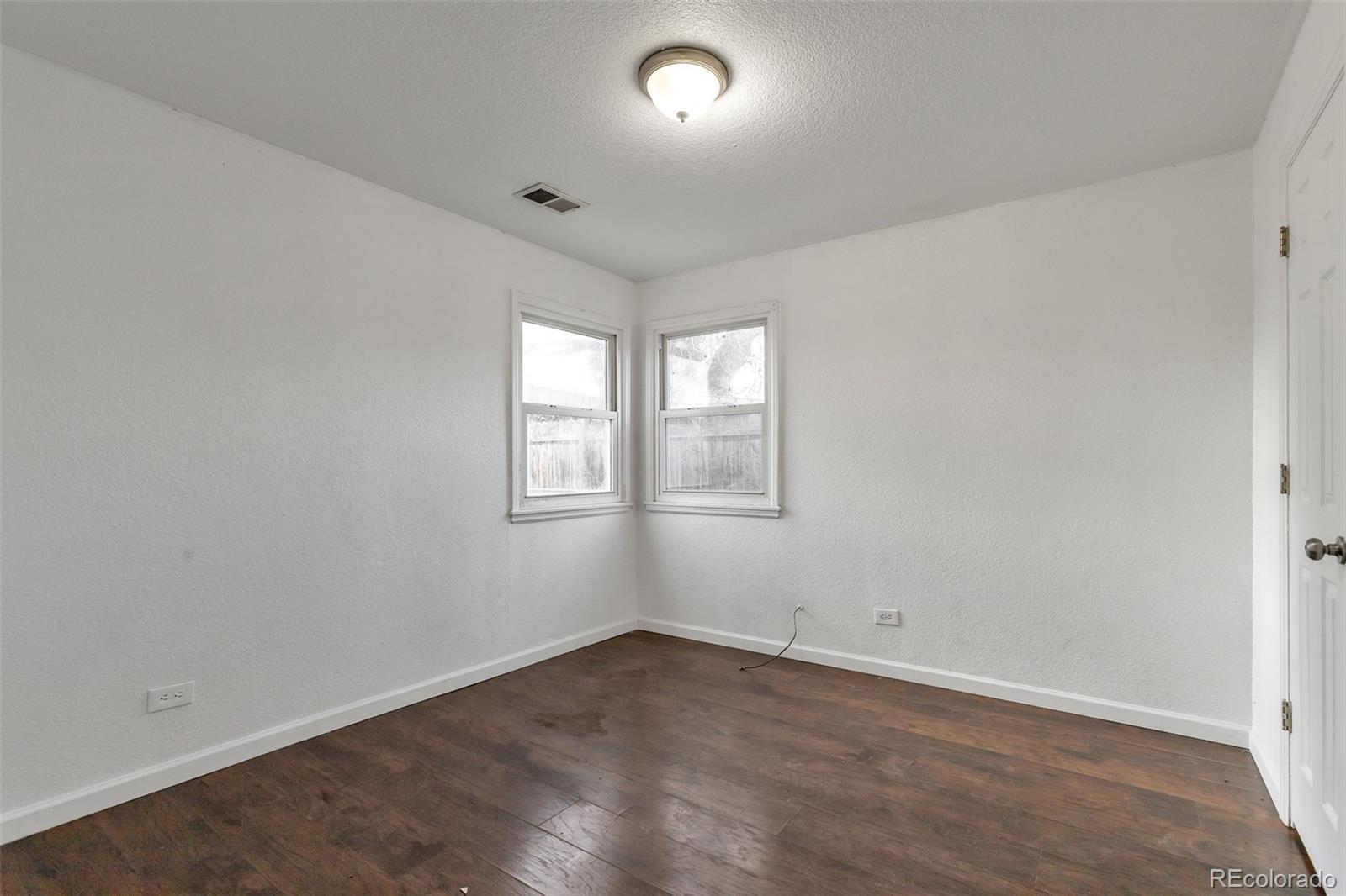 MLS Image #12 for 1935  xenia street,denver, Colorado