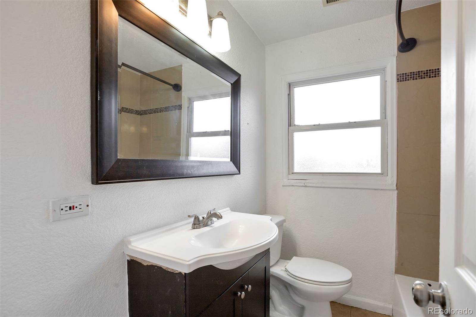 MLS Image #13 for 1935  xenia street,denver, Colorado