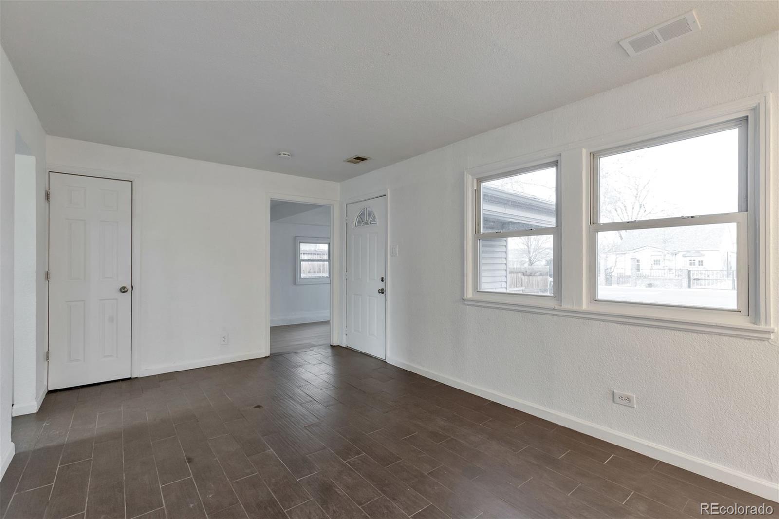 MLS Image #5 for 1935  xenia street,denver, Colorado