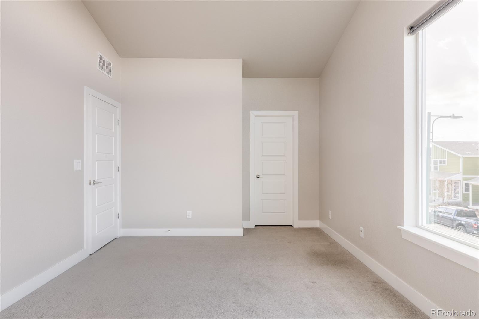 MLS Image #23 for 5840  boston street,denver, Colorado
