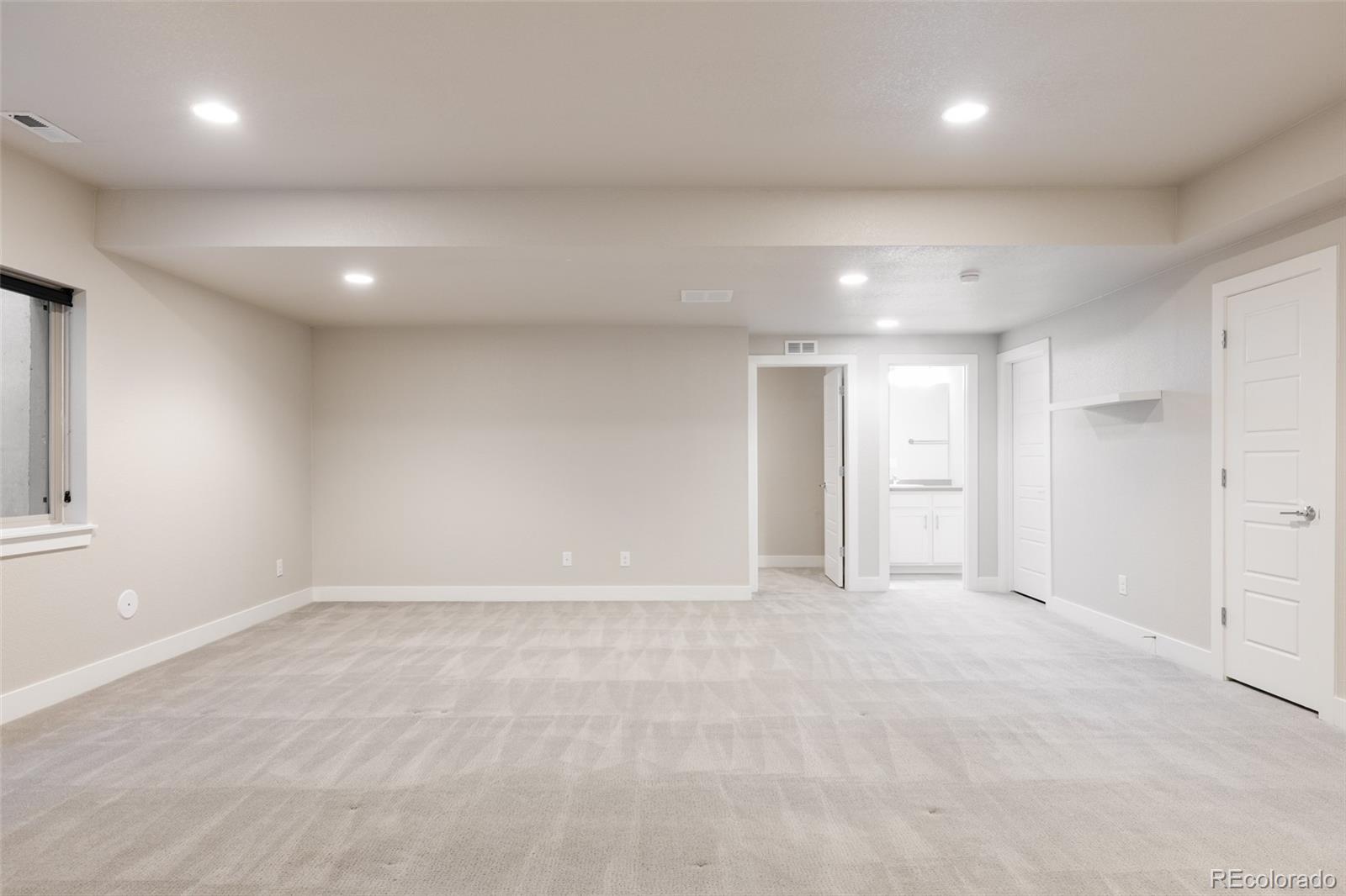 MLS Image #26 for 5840  boston street,denver, Colorado