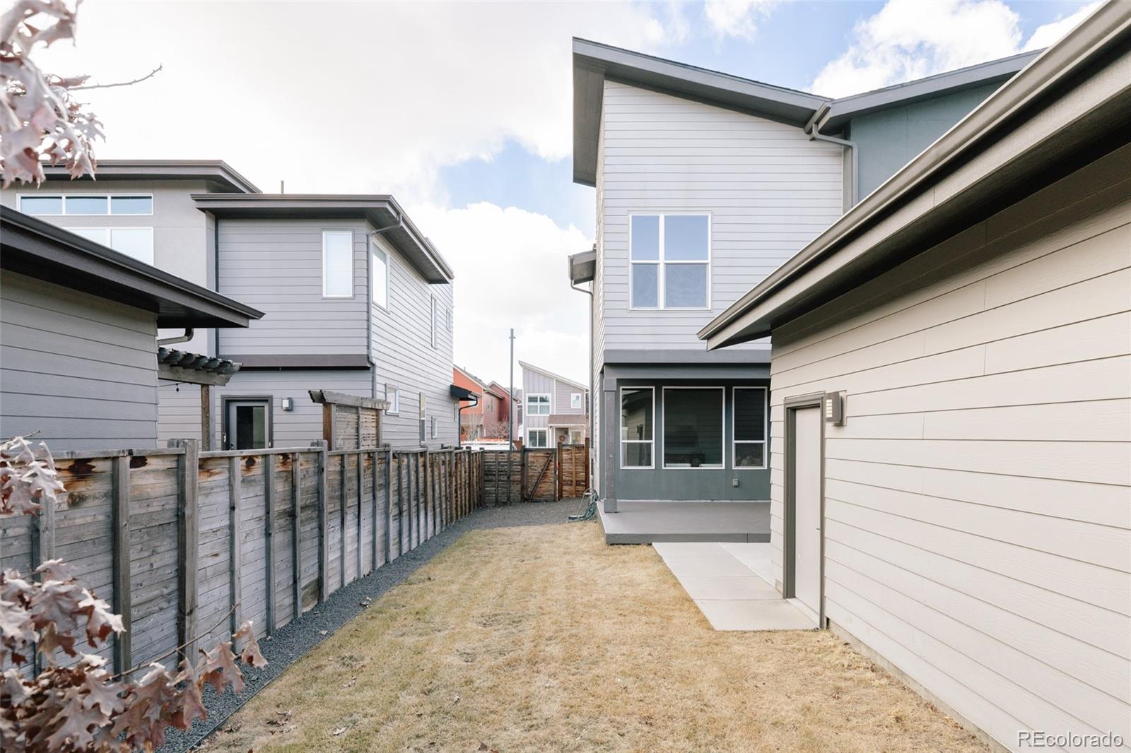 MLS Image #29 for 5840  boston street,denver, Colorado