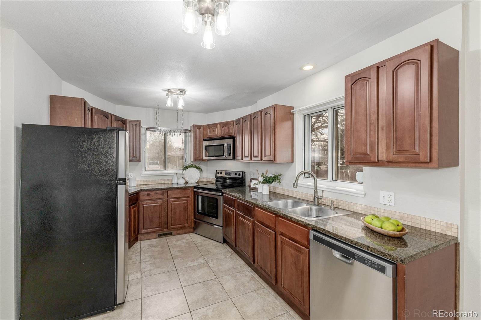 MLS Image #11 for 3627  leyden street,denver, Colorado