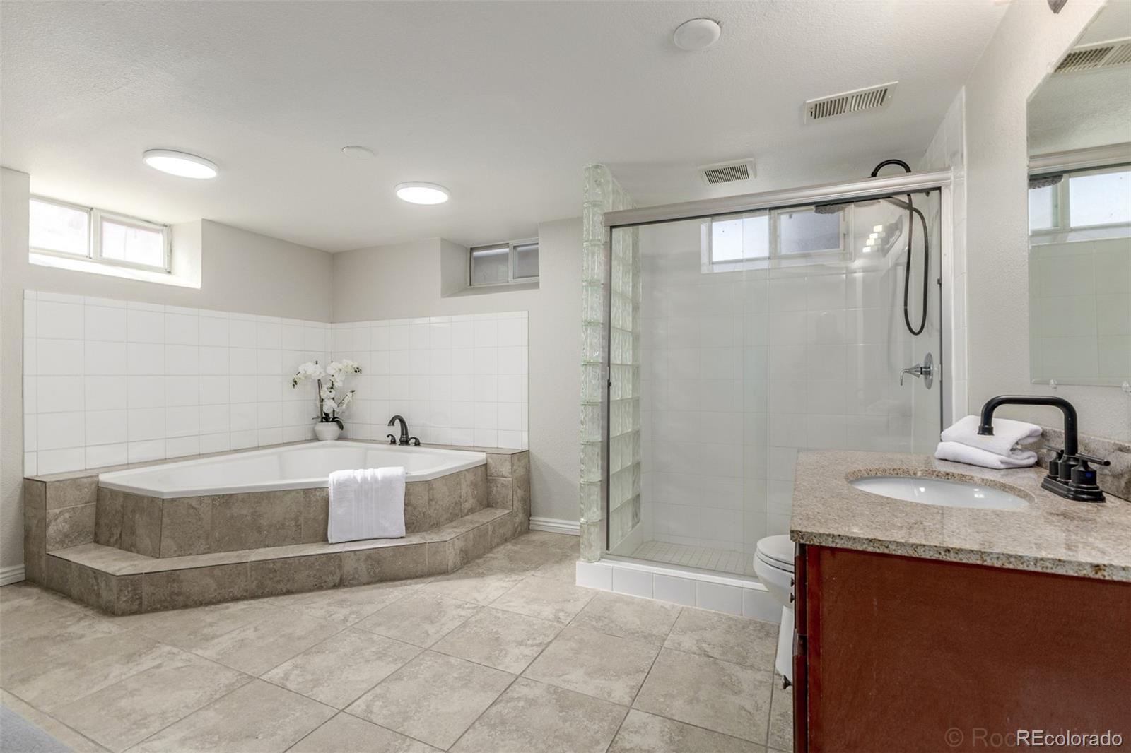 MLS Image #27 for 3627  leyden street,denver, Colorado