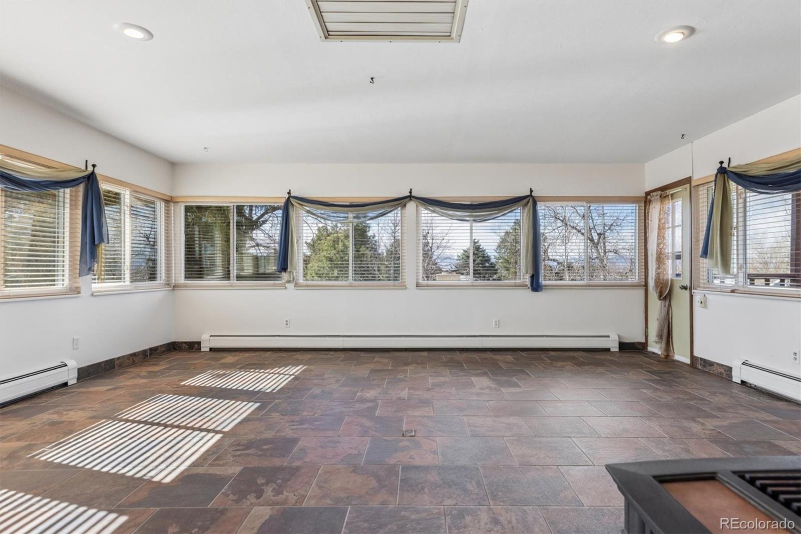 MLS Image #17 for 8539 e kenyon avenue,denver, Colorado